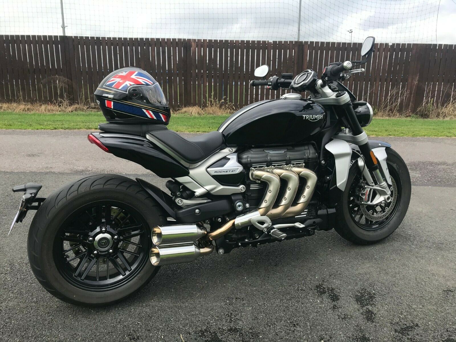 Rocket 3 r exhaust discount